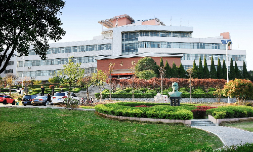谈球吧体育案例 | 淮北师大智慧图书馆来袭，门禁系统推出全新入馆方式